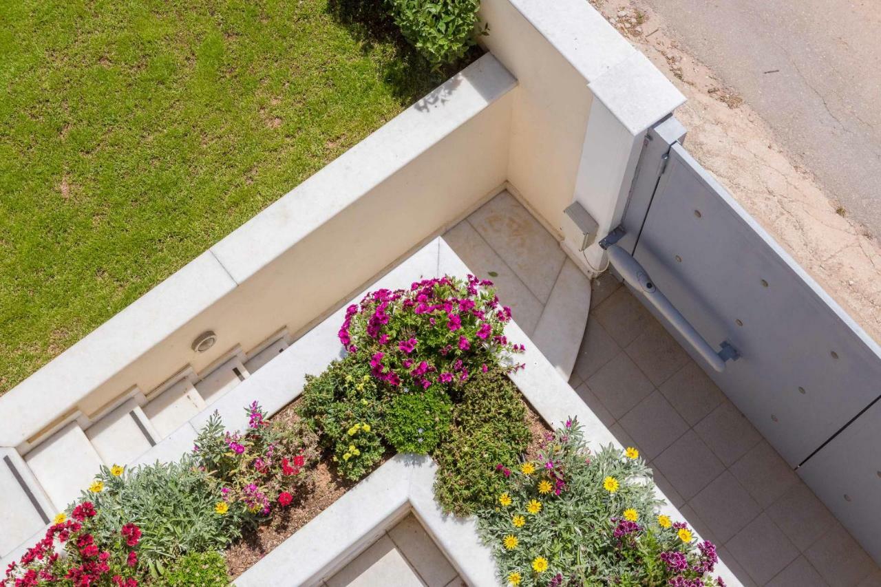 Villa Santa Barbara Marathón Exterior foto